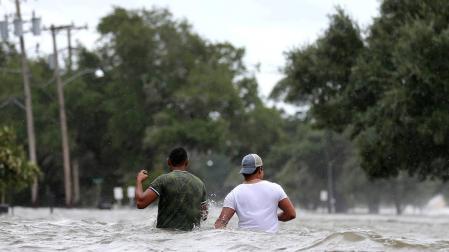 Barry llega a Luisana convertido en tormenta tropical