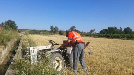 Fallece un agricultor de Cascante al volcar su tractor en un camino de Tulebras