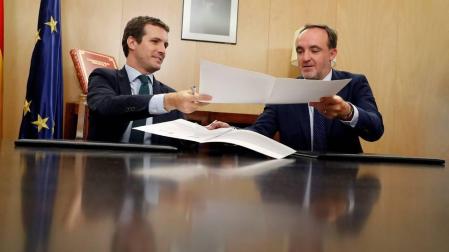 Esparza recuerda el pacto que vincula lo que pase en Madrid y Navarra