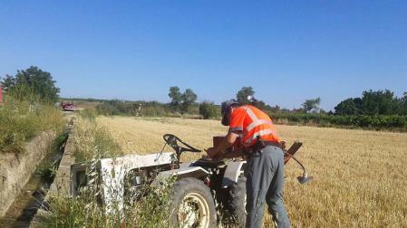 Un vecino de Cascante ha fallecido este lunes 15 de julio tras sufrir un accidente y volcar el vehículo que conducía en un camino de la localidad de Tulebras.