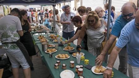 Mendavia presume de gastronomía en la feria de las denominaciones