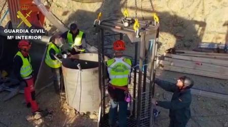 La montaña mantiene su pulso en la recta final del rescate de Julen
