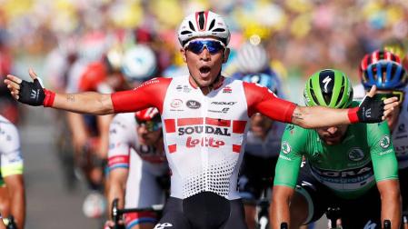 Ewan repite triunfo en el anunciado sprint de Nimes