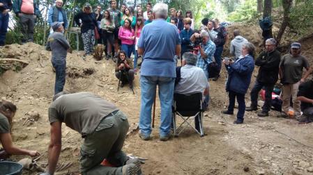 Localizada una nueva fosa común en Echalaz con al menos tres víctimas