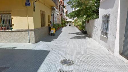Un encapuchado mata a un cuidador tras irrumpir en una casa en Málaga