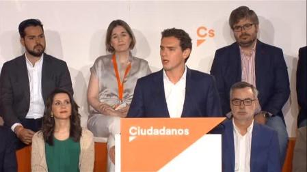 Rivera justifica las nuevas incorporaciones a Cs como el refuerzo necesario para "desmontar el plan Sánchez"