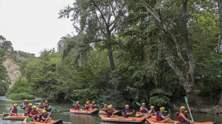 Paseo de aventura y cultura en el río Ega