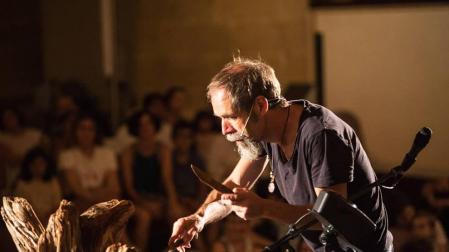 Neønymus presenta un concierto didáctico en 'Atardecer Pamplona'