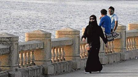 Las mujeres en Arabia Saudí ya pueden reservar y alojarse solas en un hotel