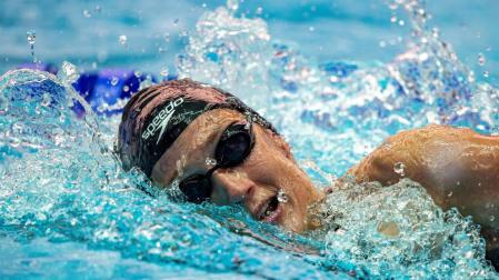 Mireia Belmonte compite en los 1500 m durante el Campeonato Mundial FINA de Gwangju
