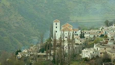 Ubicado en plena Alpujarra granadina, Bubión es uno de los diez municipios españoles de la red Cittaslow.