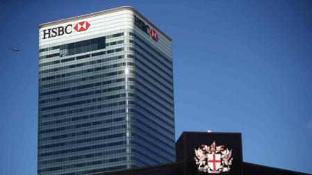 HSBC prescinde de su consejero delegado y recortará más de 4.000 empleos