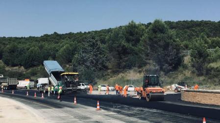 Este martes se reabre la intersección entre la N-121 y la carretera al puerto de Lerga