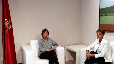 Barkos y Chivite se reúnen para formalizar el traspaso de poderes