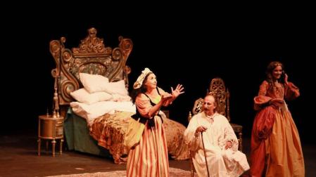 'El enfermo imaginario' de Molière se representa este miércoles en el Festival de Teatro de Olite.