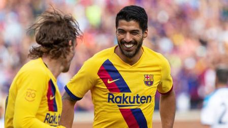Suárez continúa con olfato goleador y Griezmann se estrena