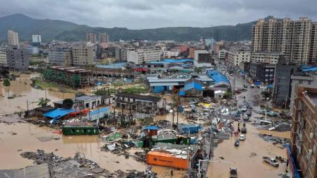 Imágenes del paso del tifón 'Lekima' por la provincia china de Zhejiang (este).
