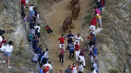 El primer encierro del Pilón de Falces se estrena