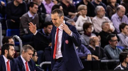 David Blatt, entrenador del Olympiacos, confiesa que sufre esclerosis múltiple