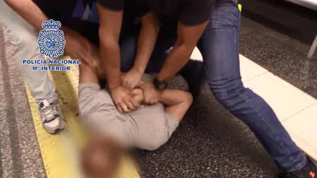 Detenido en Madrid uno de los mayores depredadores de la intimidad de mujeres