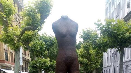 El Gobierno de Navarra repondrá la placa sustraída del monumento Gogoan