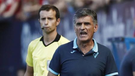 Mendilibar: "Estoy conforme con el trabajo pero no con el juego"