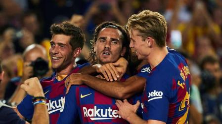 El Barcelona remonta un 0-1 y Griezmann marca un doblete