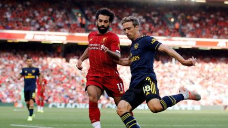La Real negocia con el Arsenal por Monreal