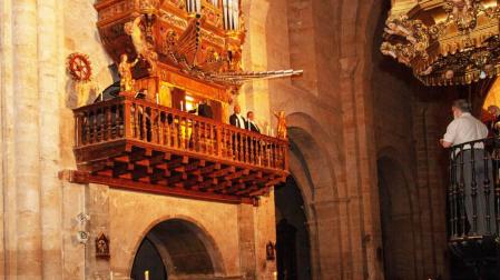 Las avemarías de distintos compositores abarrotan el Monasterio de Fitero