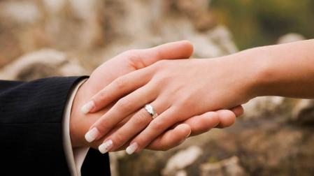 400 parejas navarras se han casado o divorciado en notarías desde 2015