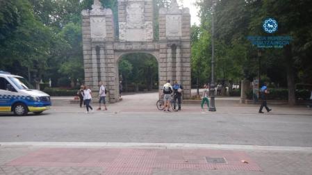 Un ciclista de 18 años atropella a un peatón de 88 en Pamplona