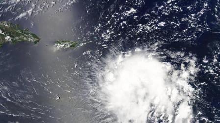 Imagen de la NASA en la que se ve el avance de la tormenta Dorian