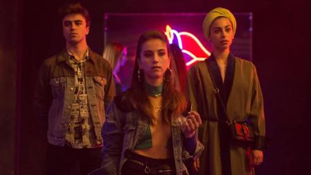 Itzan Escamilla, Claudia Salas y Mian El Hammani en la segunda temporada de 'Élite'