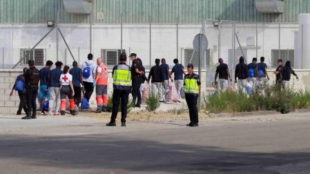 Los 15 inmigrantes del Open Arms ya están en España... ¿Y ahora qué?