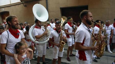 Todas las fotos del cohete de fiestas de Lumbier 2019