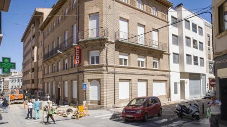 Las calles Eza y Pablo Sarasate de Tudela, cerradas al tráfico por las obras