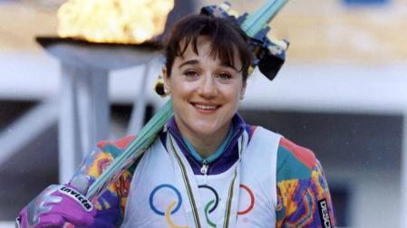 Blanca Fernández Ochoa, con la medalla de bronce de los Juegos de Albertville.
