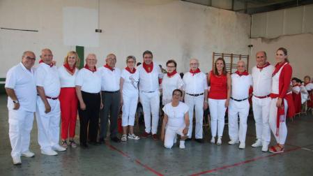 Homenaje a 4 matrimonios en el día de las fiestas de Milagro dedicado a los jubilados