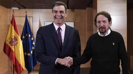 Pedro Sánchez y Pablo Iglesias, en su encuentro en las Cortes.