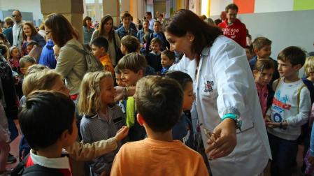 Sonrisas y lágrimas en las aulas