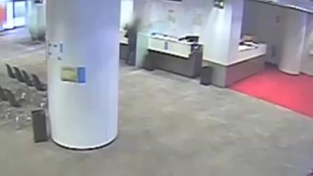 Detenidos en Almería cuatro ladrones de bancos  que habían actuado en Pamplona