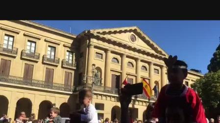 Los Gigantes de Pamplona celebran el Privilegio de la Unión