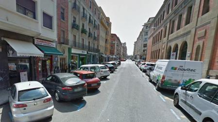 Herido un peatón tras sufrir un atropello en la calle Bergamín