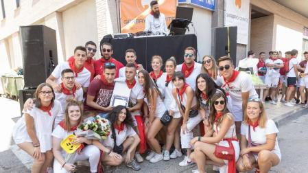 La comida 'La Populacha' reúne a unas 1.100 personas