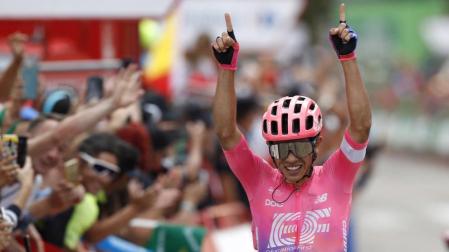 El ciclista colombiano Sergio Higuita se ha proclamado vencedor de la decimoctava etapa de la Vuelta ciclista a España 2019 con final en Becerril de la Sierra