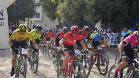 Patxi Cía abre el Open Diario de Navarra de BTT con triunfo en Peralta