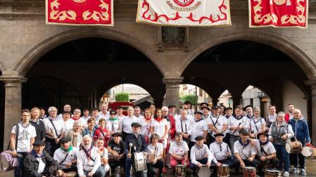 Los txistus toman las calles de Sangüesa