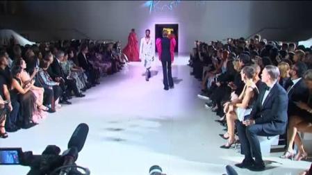 Naomi Campbell vuelve a la pasarela