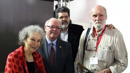 Muere a los 85 años el escritor canadiense Graeme Gibson