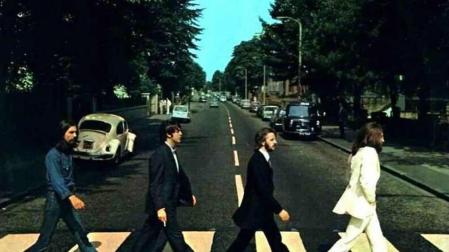 La icónica imagen de la portada de 'Abbey Road'.
